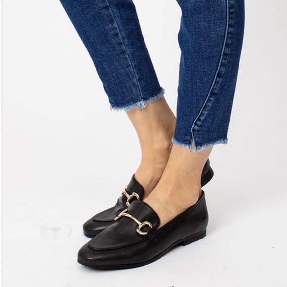 CHICBOMB - Picture 3 of 6